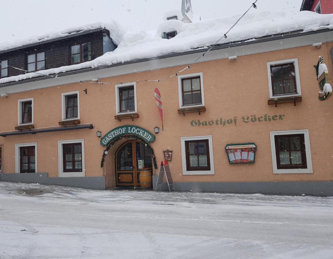 Gasthof - Restaurant Loecker Radstadt Exterior photo